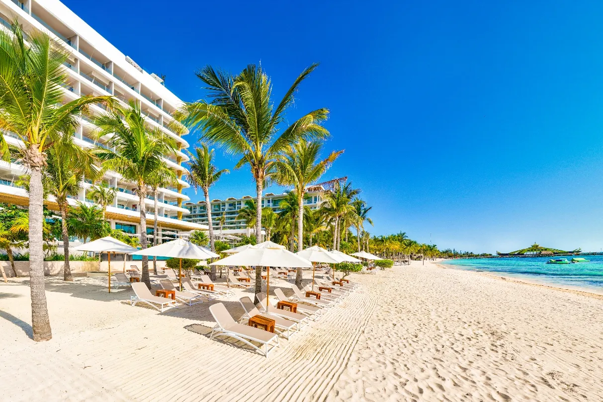 6 Best Photo Spots at Mousai Cancun for Instagram