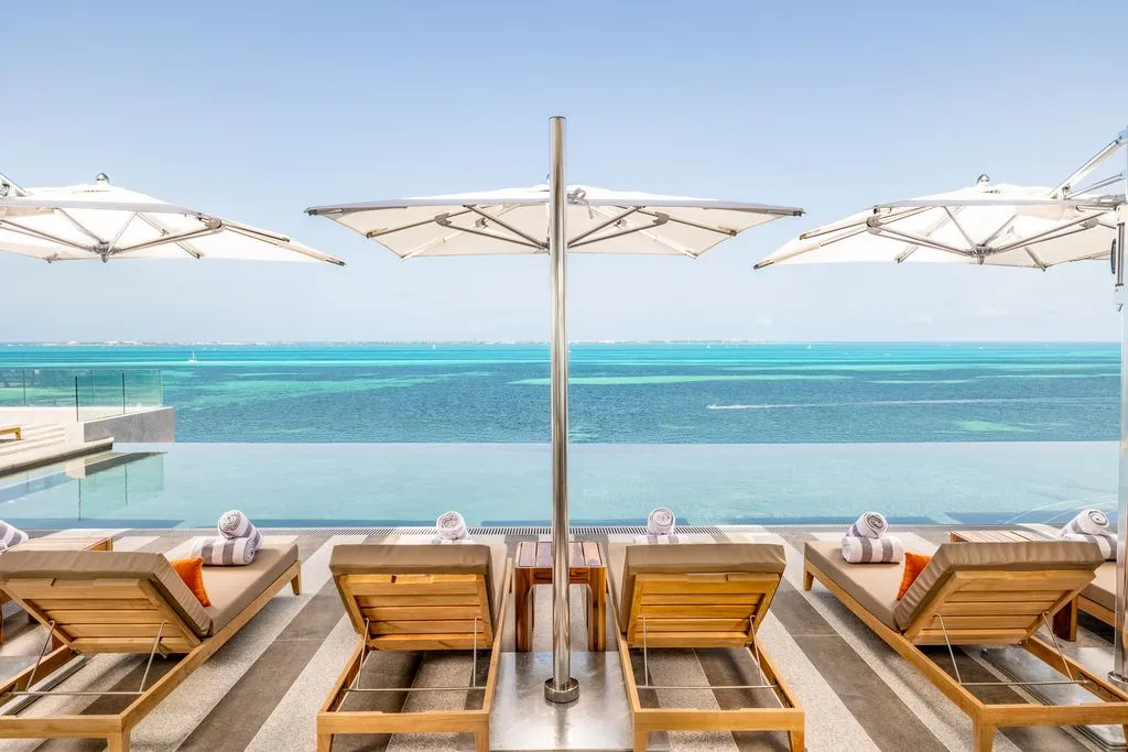 Rooftop pool with panoramic views at Hotel Mousai Cancun